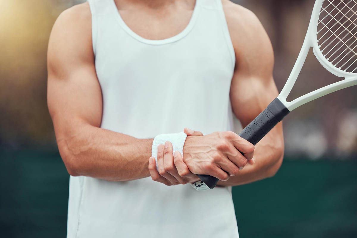 10 Proven Ways to Heal & Prevent Tennis Wrist Injuries